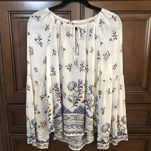 Urban Outfitters Kimchi Blue Floral Blouse - Picture 2 of 5